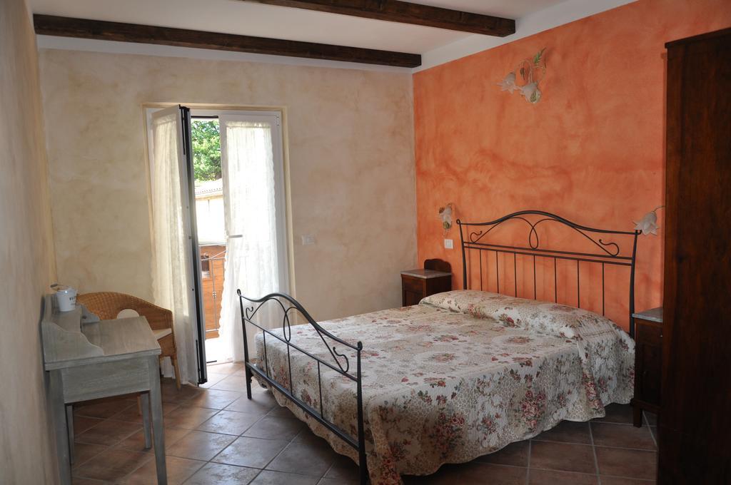B&B Il Feriolo Baveno Oda fotoğraf